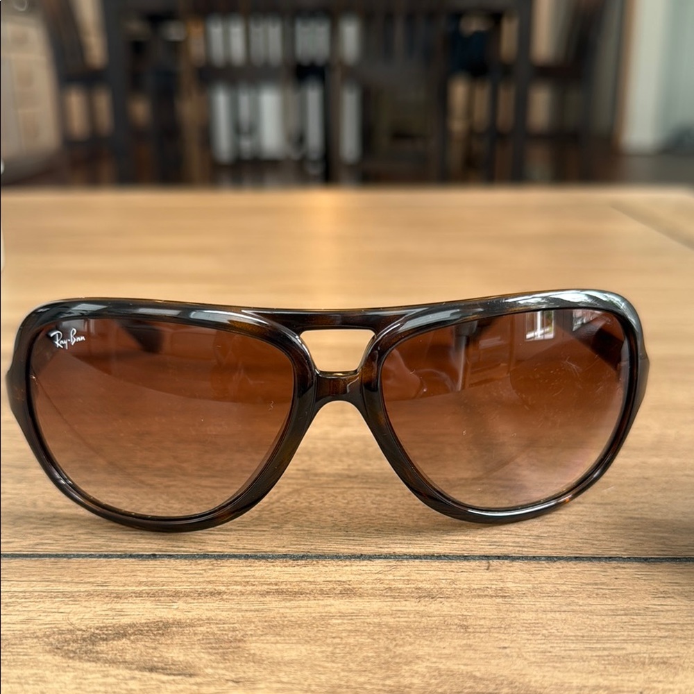RAY-BAN Sunglasses RB4162 710/51 Light Havana/Clear Gradient Brown NEW Italy